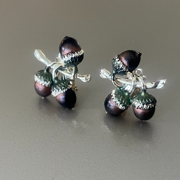 Vintage Jewelry - Vintage Clip On Earrings